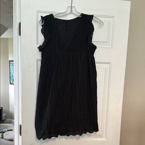 Elegant Black Sleeveless Dress